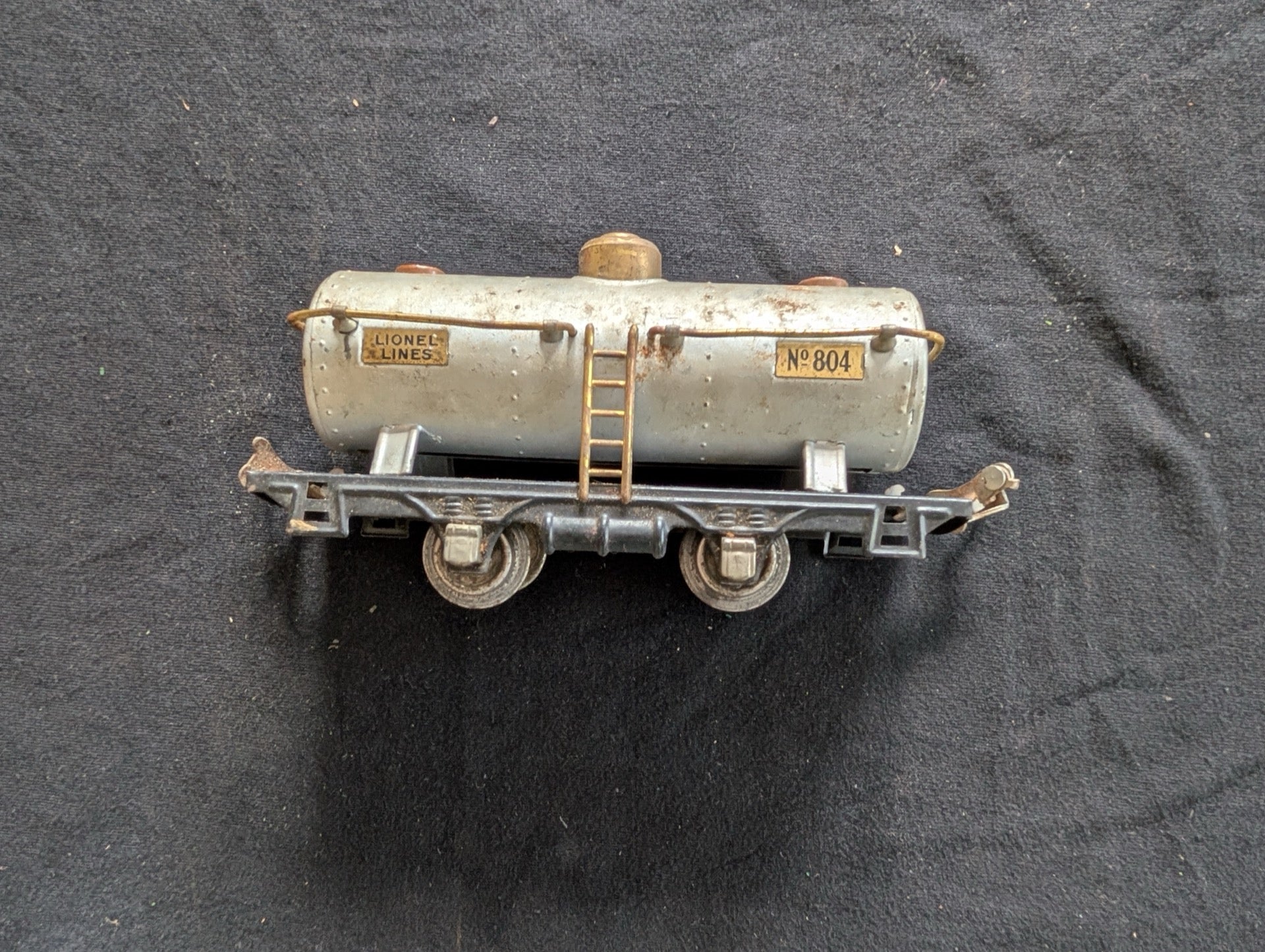 Lionel Pre-war O-Gauge #804 Tinplate 4-Wheel Tank Car 804 Silver