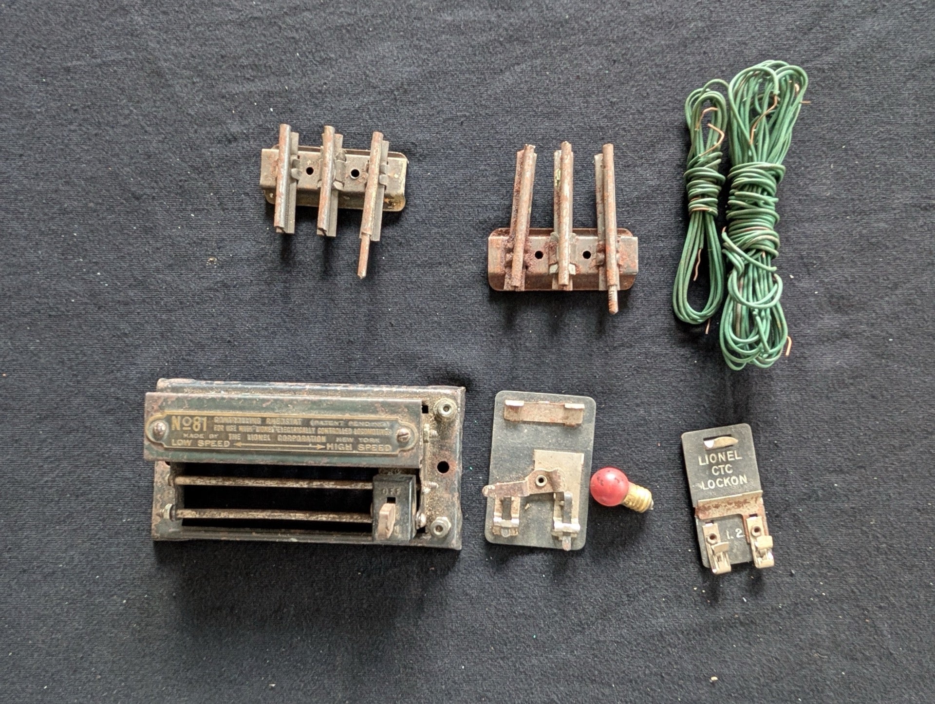 Lot of Vintage Lionel Pre-war O-Gauge Track Accessories Rheostat 81 Lockon