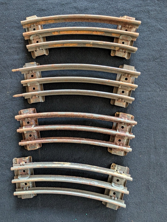 Lot of 4 Vintage Lionel O-Gauge Curved Track Sections 3-Rail Rusty