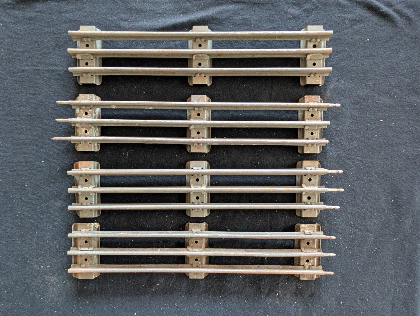4 Pcs Lot Vintage Lionel O-Gauge Straight Track 3-Rail Tubular