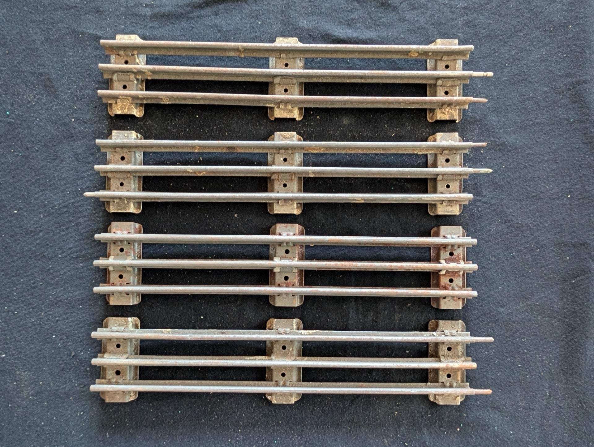 4 Pcs Lot Vintage Lionel O-Gauge 3-Rail Straight Tubular Track