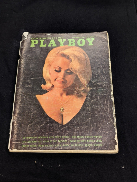 Vintage Playboy Magazine September 1965 - Peter O'Toole - Pigskin Preview