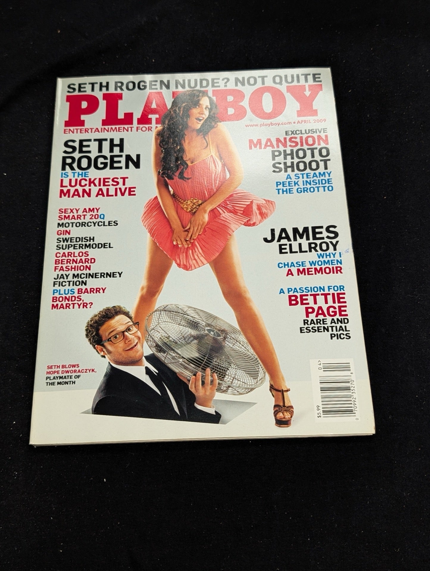 Playboy Magazine April 2009 Seth Rogen Cover Hope Dworaczyk Bettie Page