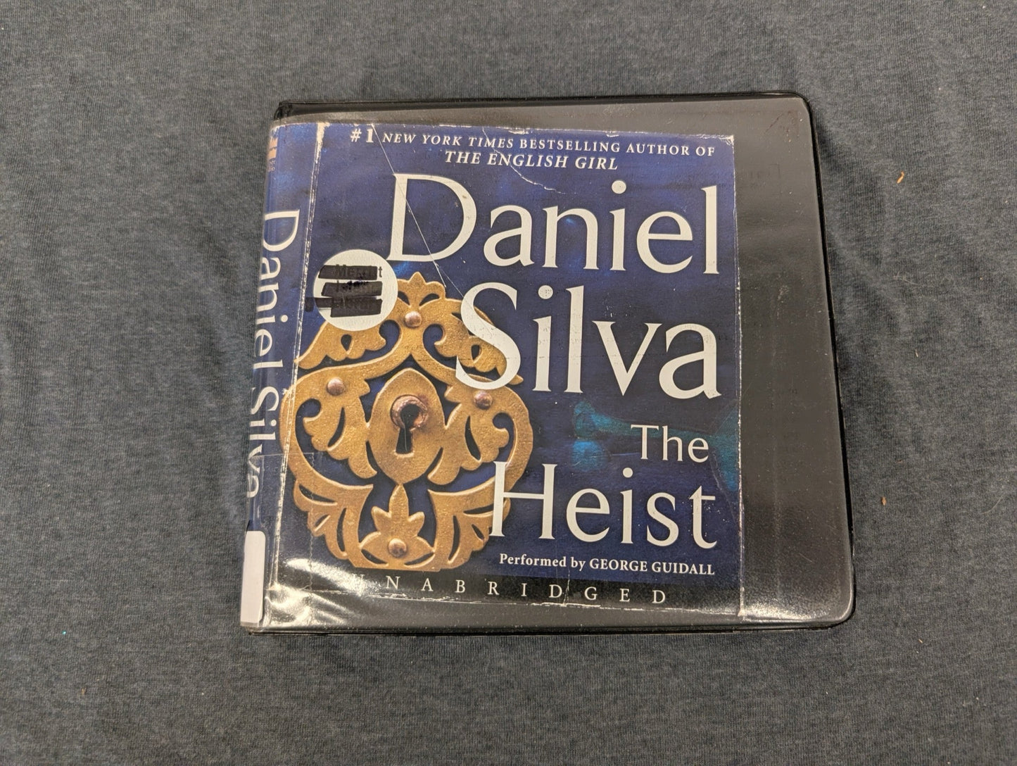 The Heist Daniel Silva Audiobook CD Gabriel Allon George Guidall Unabridged