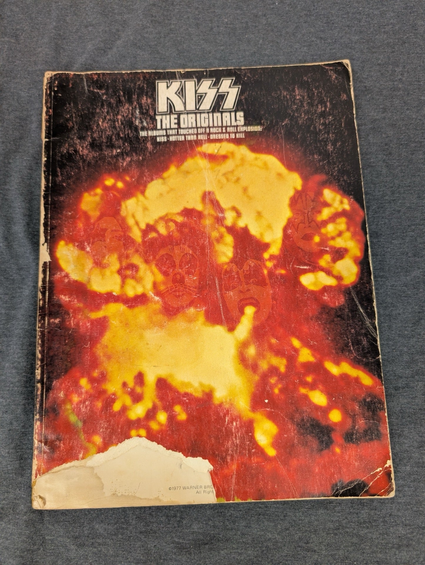 Vintage 1977 KISS The Originals Warner Bros Booklet Insert Illustrated Bio Comic