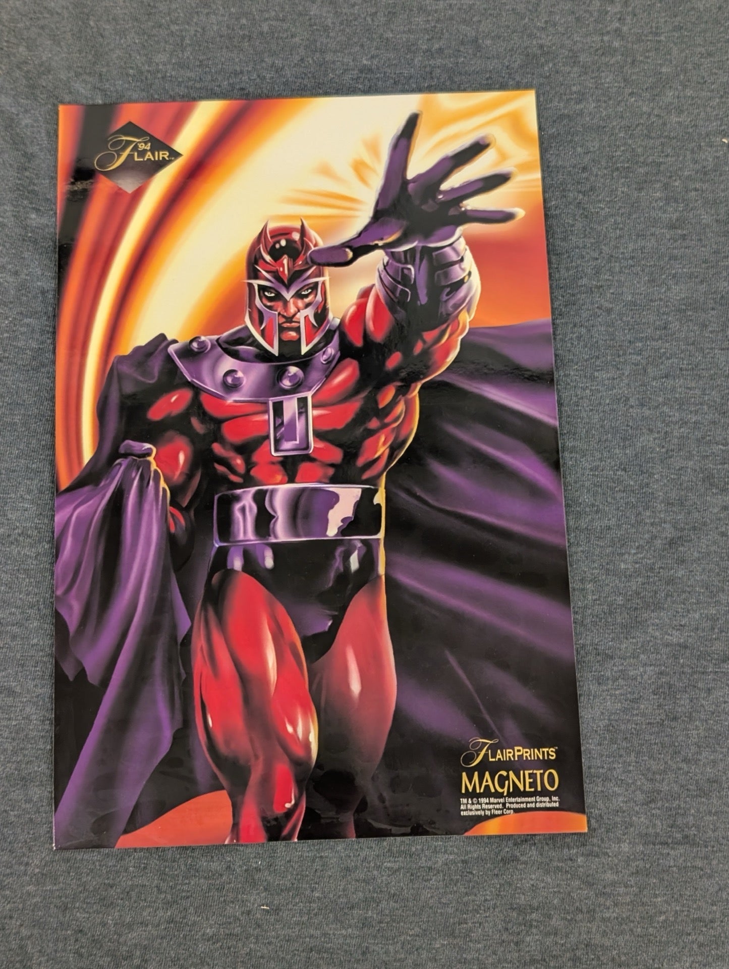1994 Flair Marvel FlairPrints Magneto Master of Magnetism Oversized Card
