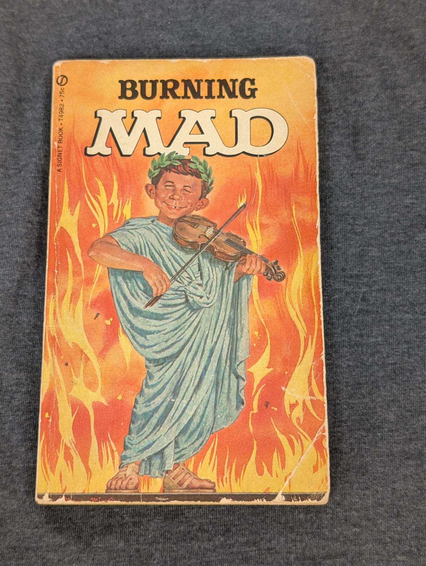 Burning MAD Paperback Book Vintage 1968 Satire Alfred E Neuman Nero Cover
