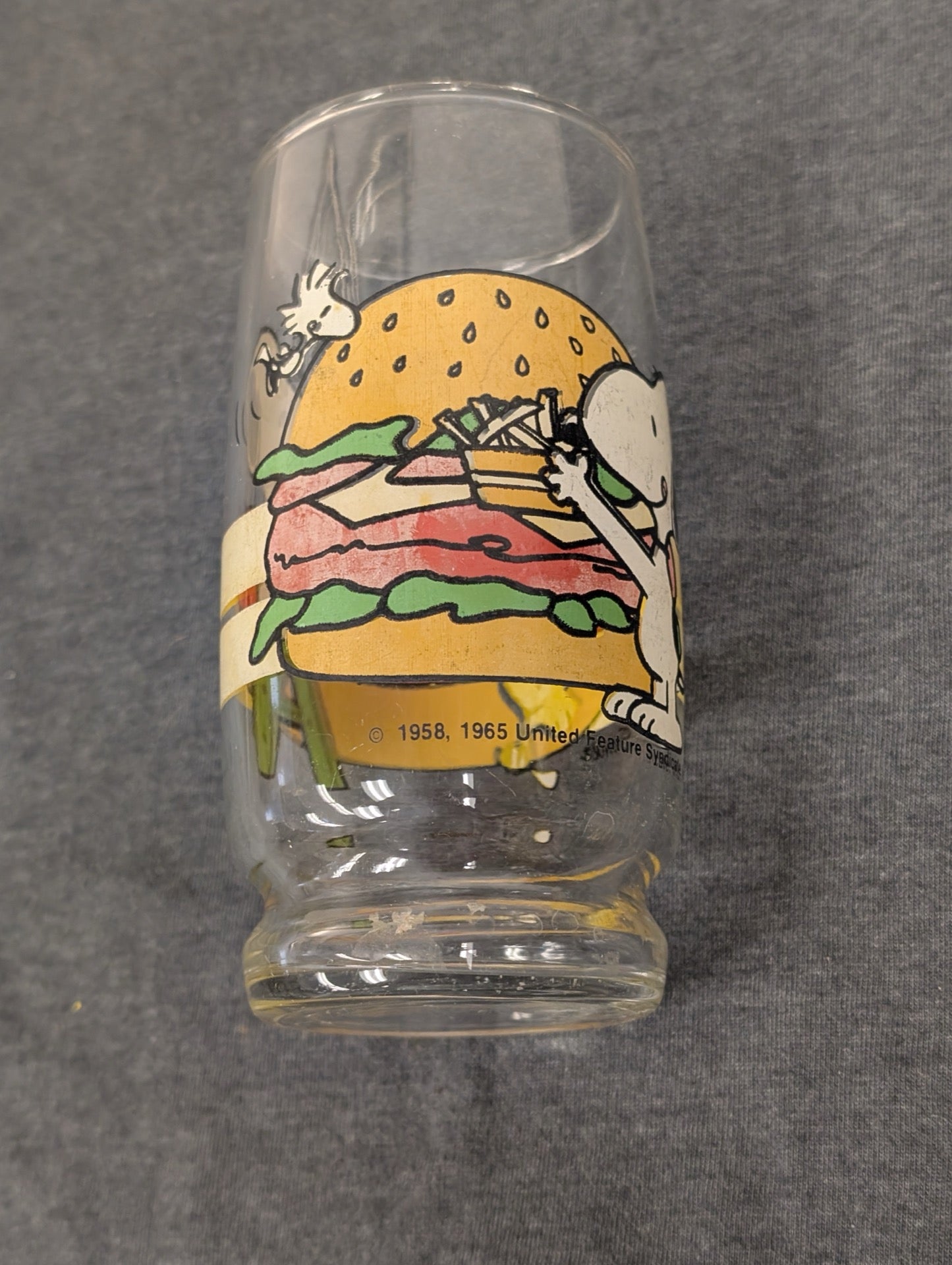 Vintage McDonald's Camp Snoopy Glass Snoopy Eating Cheeseburger Peanuts 1983