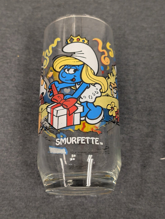 Vintage Hardee's Smurf Glass Smurfette Opening Gift 1982 Peyo Wallace Berrie