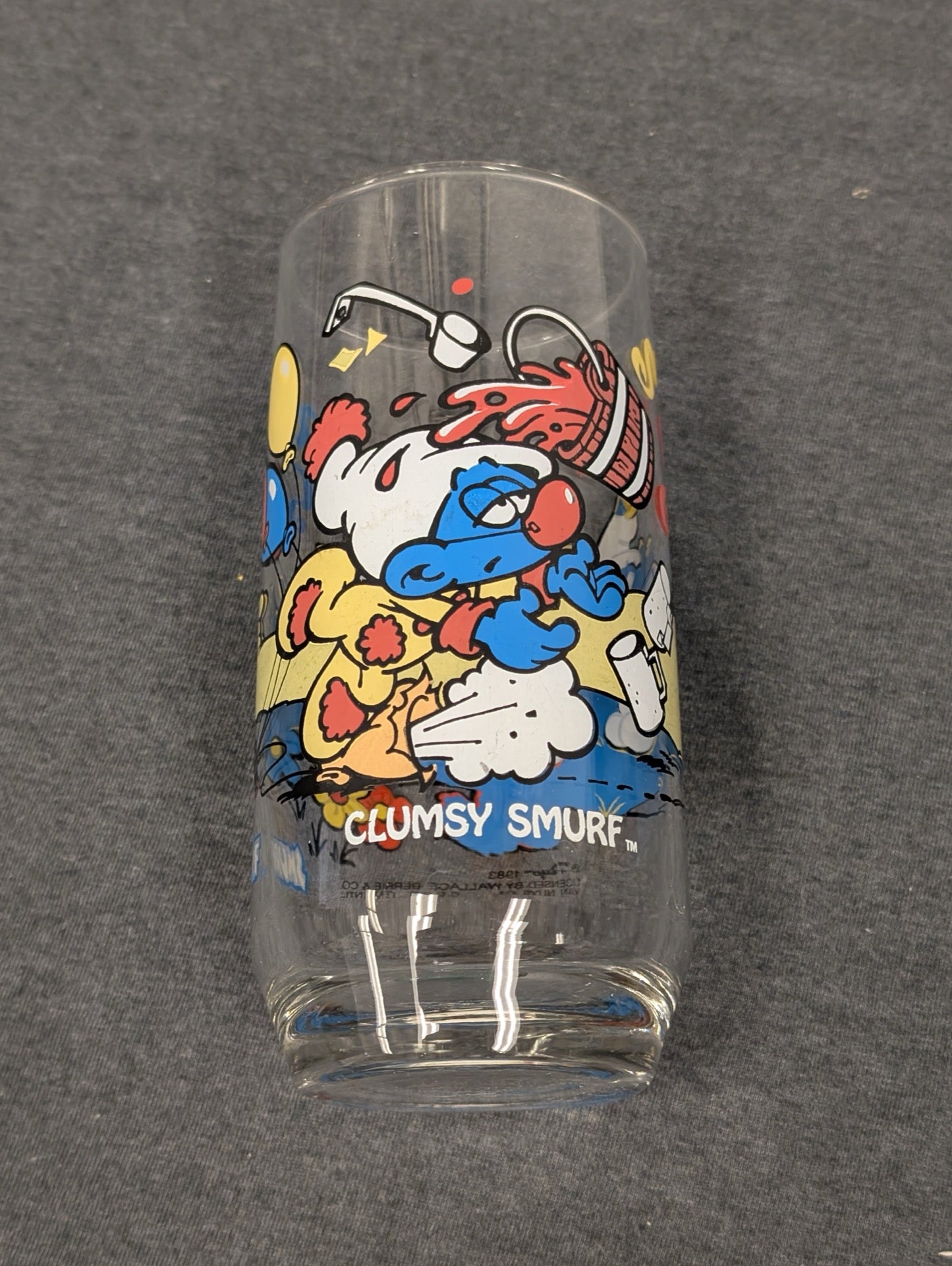 Vintage Hardee's Smurf Glass Clumsy Smurf Spilled Bucket 1982 Peyo Collectible