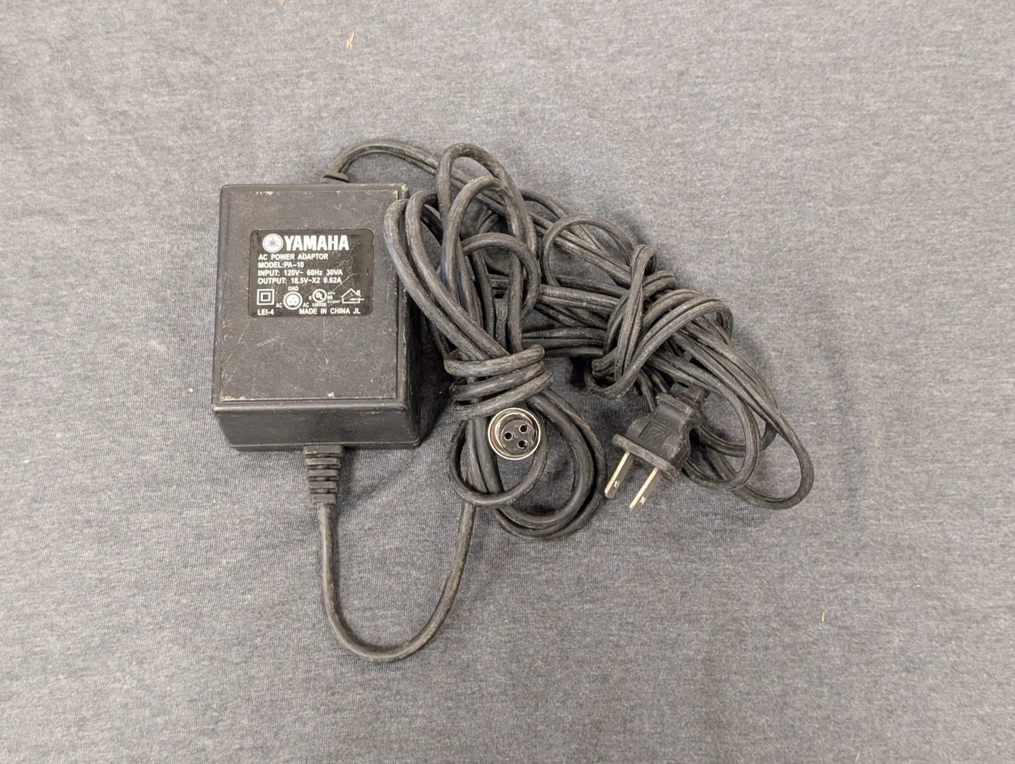 Yamaha PA-10 AC Power Adaptor for Mixers
