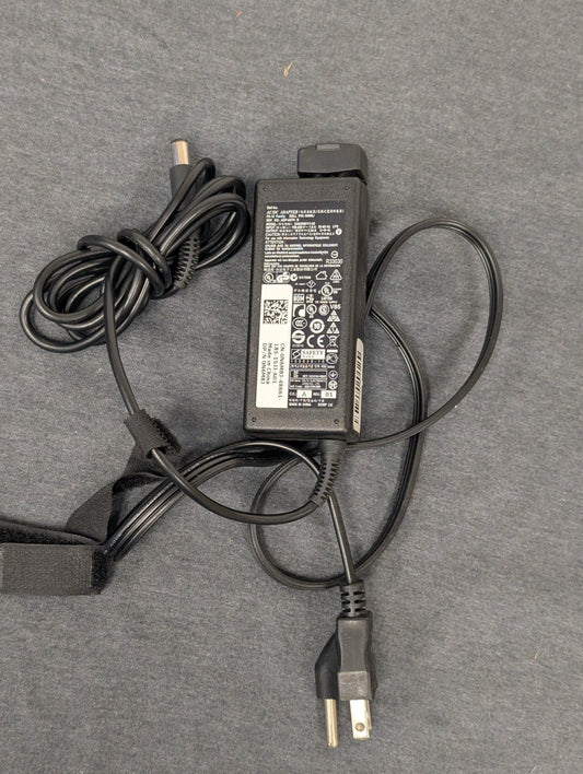 Dell 65W AC Adapter DA65NM111-00 Power Cord