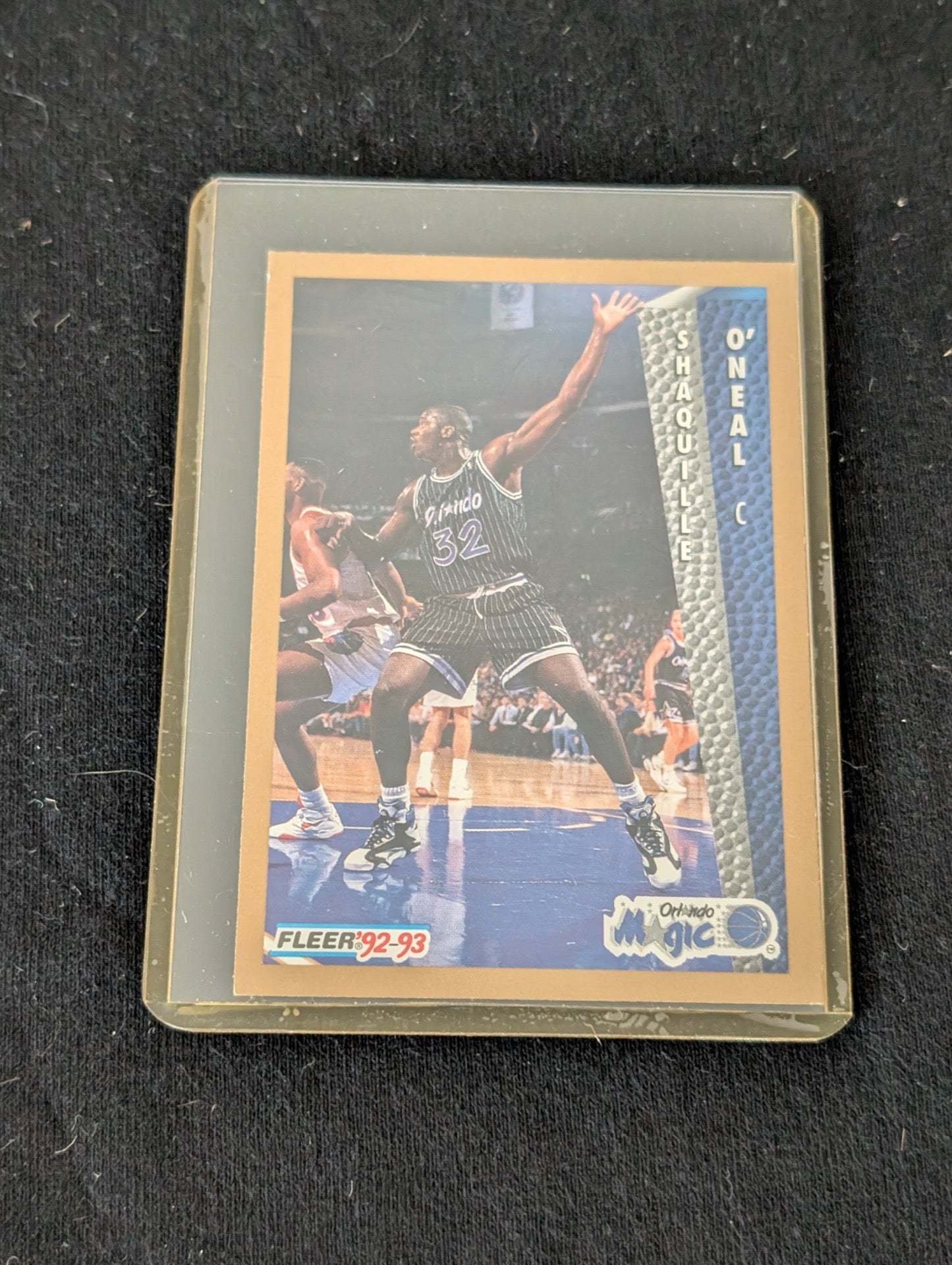 1992 Fleer Shaquille O'Neal #401 Orlando Magic rookie basketball card.