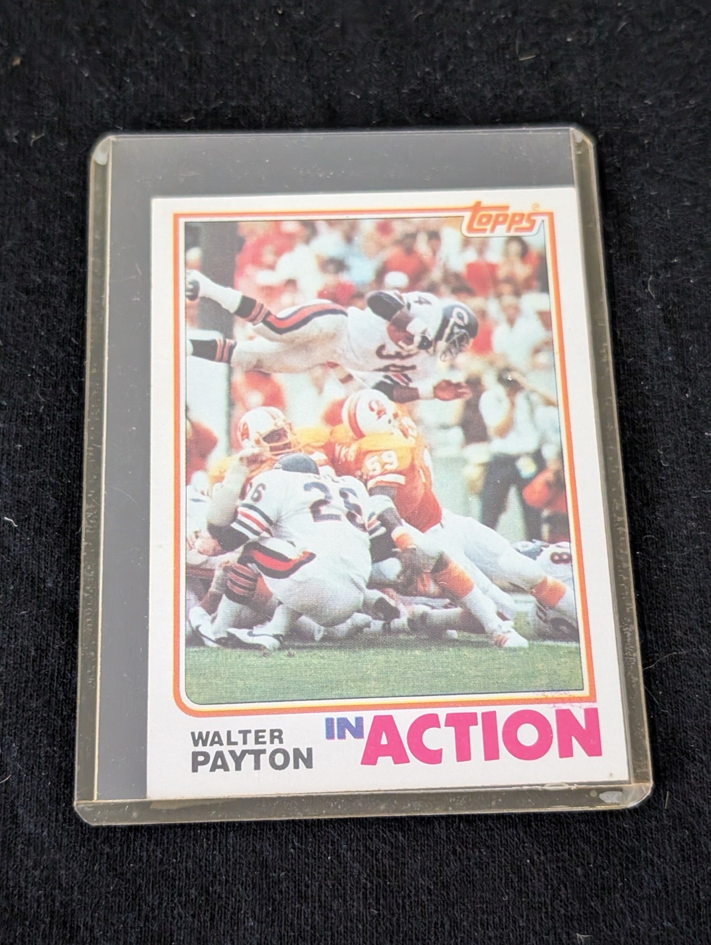 1982 Topps Walter Payton In Action Chicago Bears football card