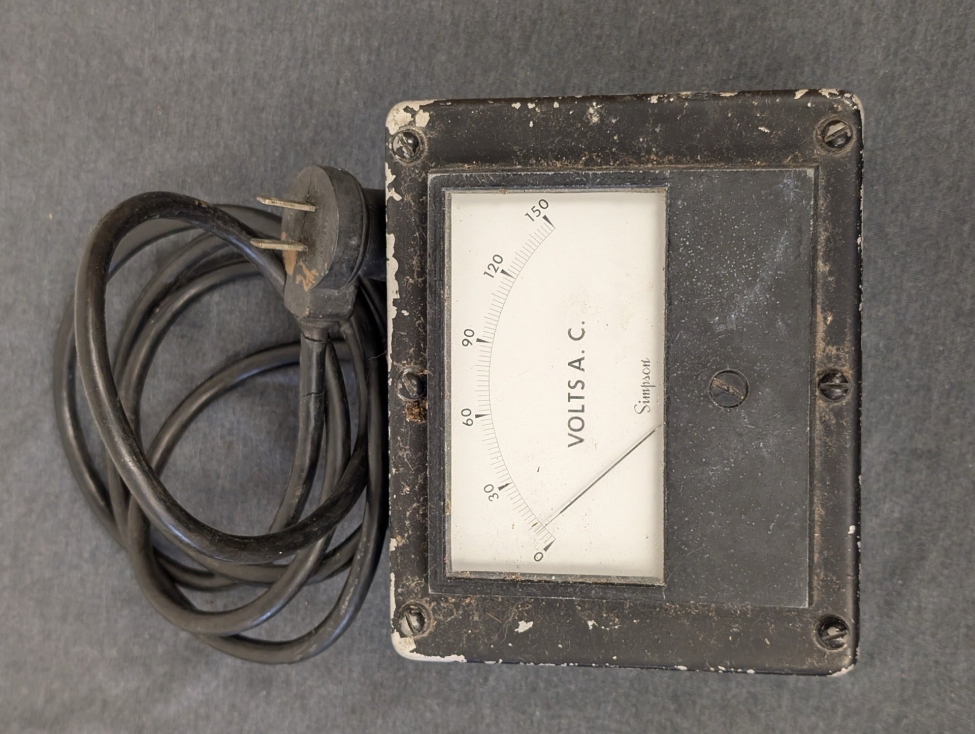 Vintage black Simpson AC Voltmeter with plug and cable