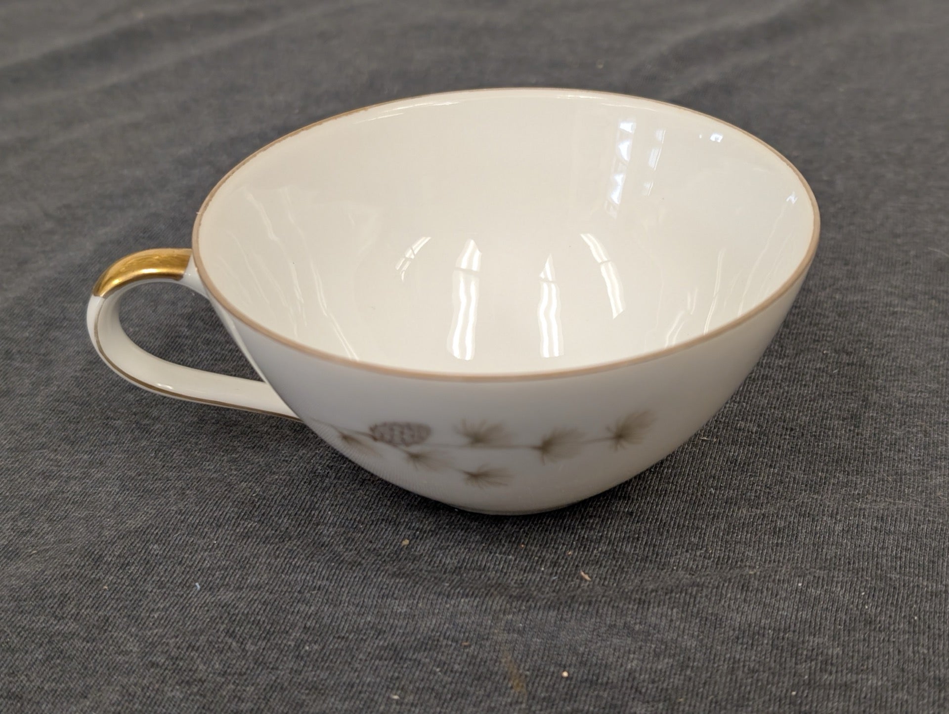 Vintage Mikasa Sequoia Teacup with Gold Handle and Pinecone Pattern