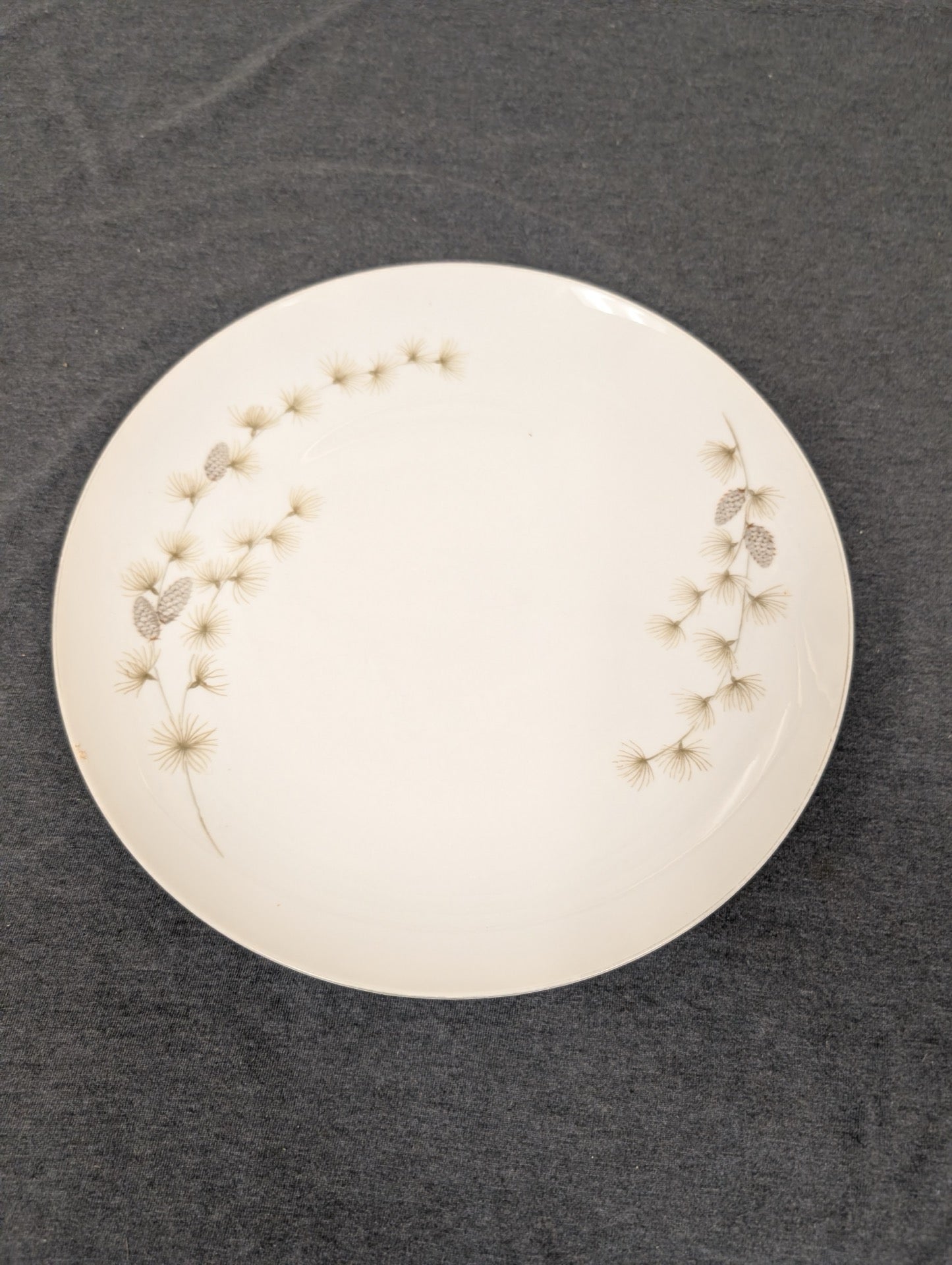 Vintage Mikasa Sequoia 6141 fine china plate showing pinecone motif