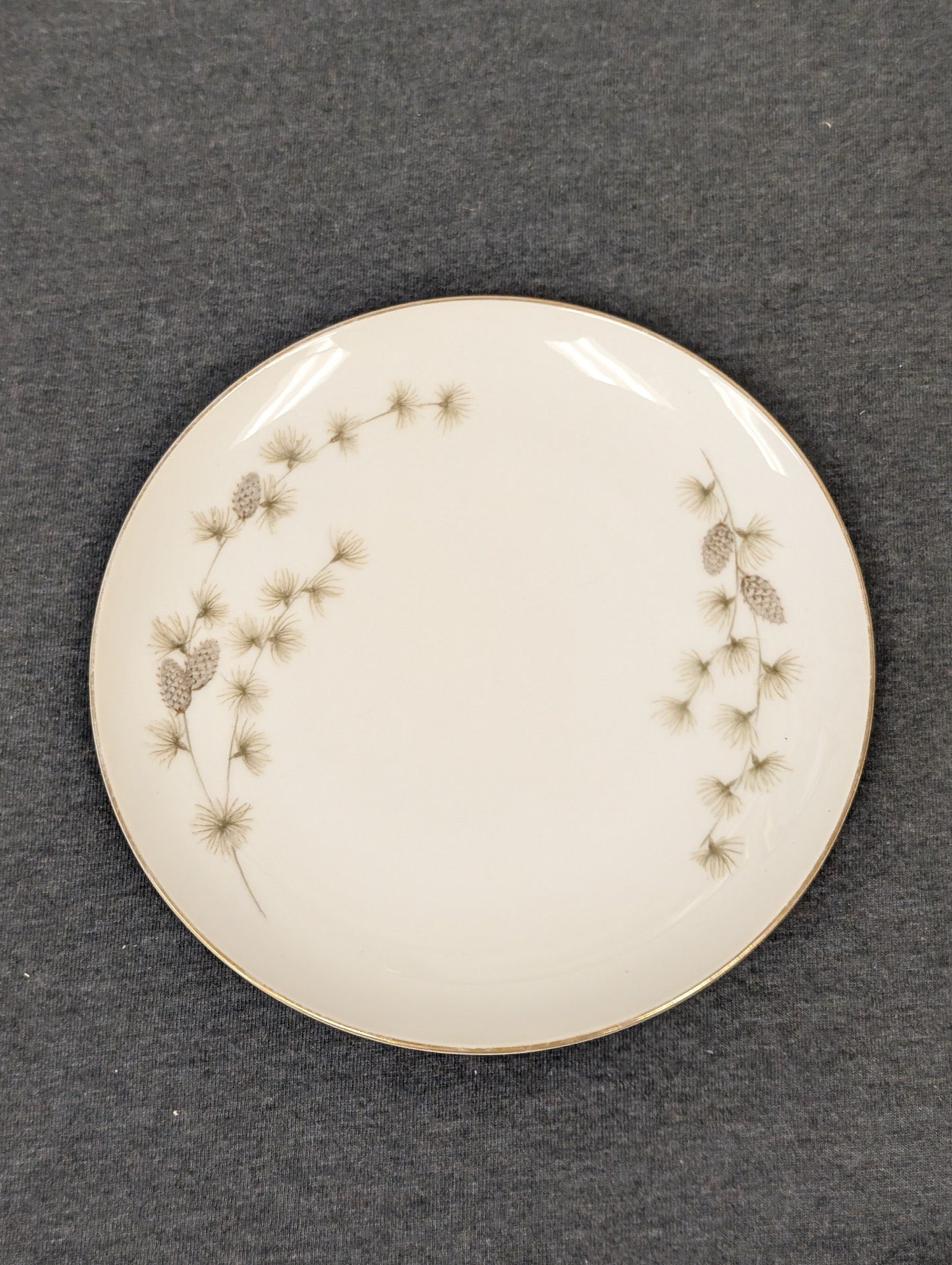 Retro Mikasa Sequoia fine china bread and butter plate with pine pattern.