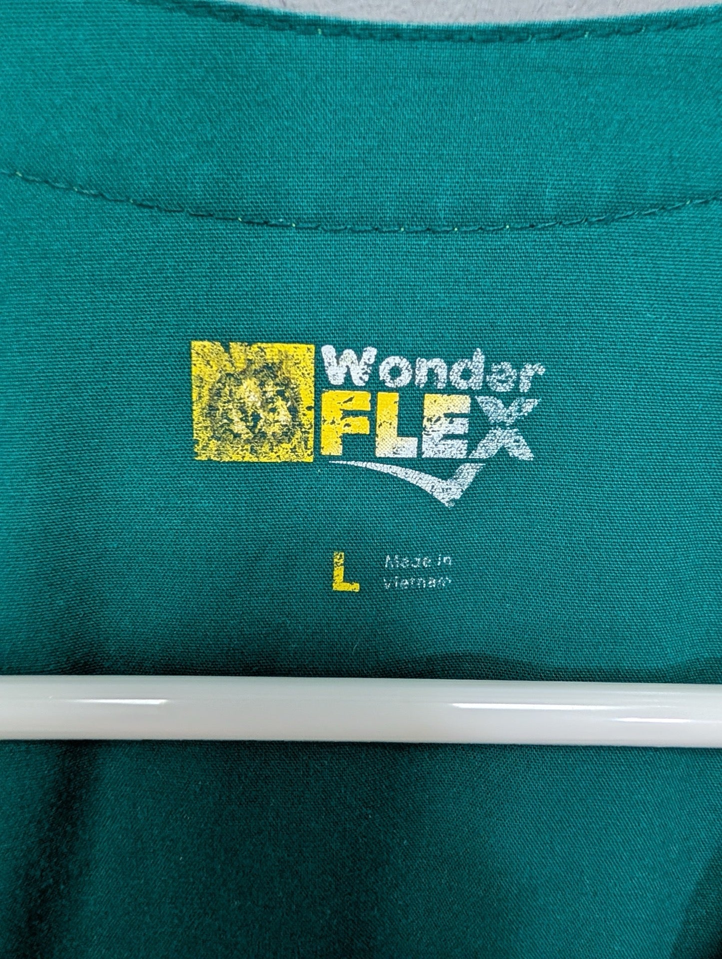 Tag showing WonderFLEX and Size Large