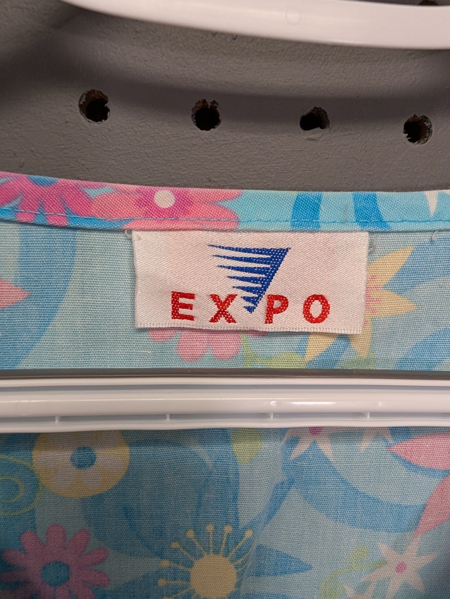 Tag showing EXPO brand