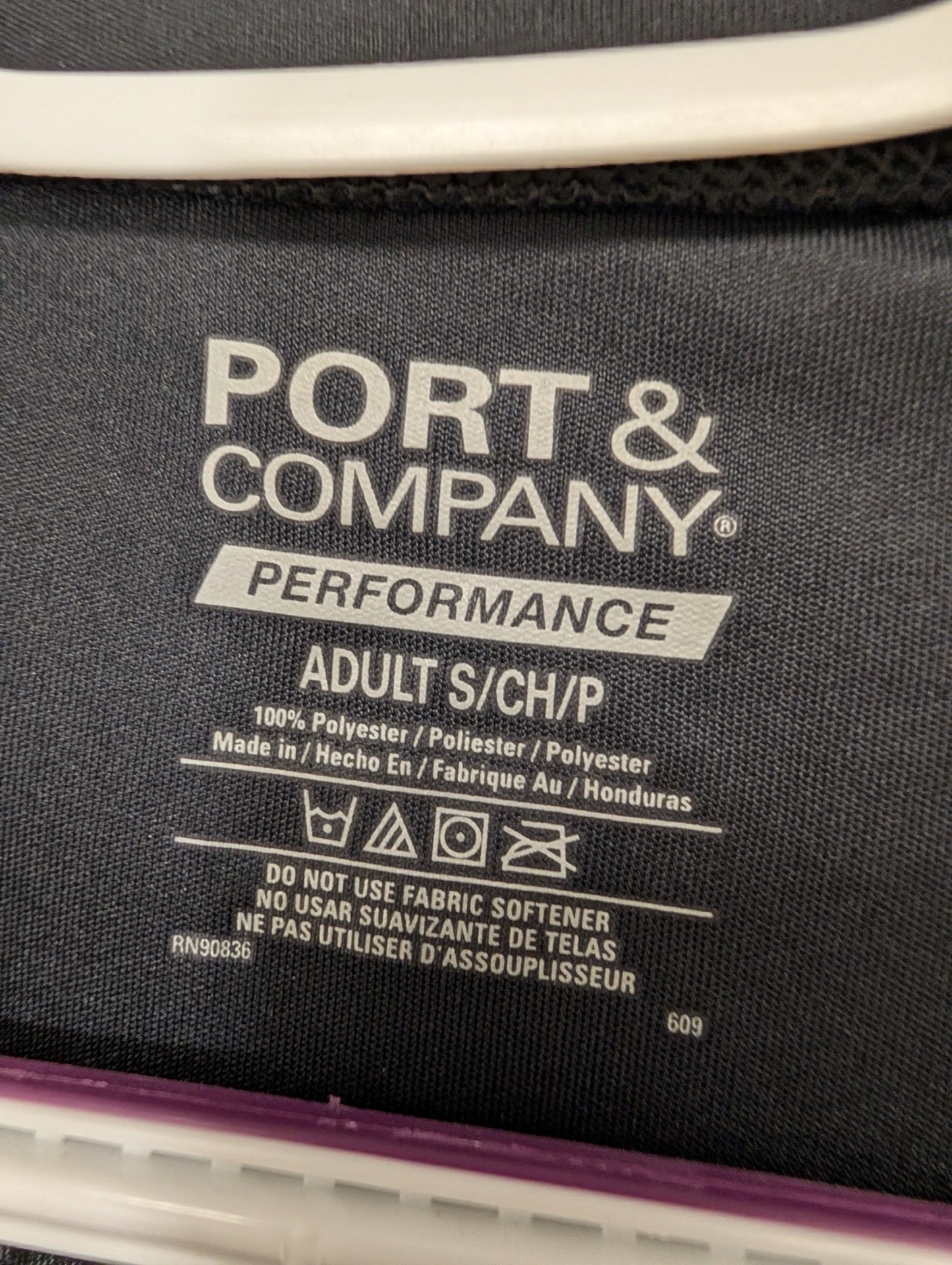 Port and Company Performance size small tag