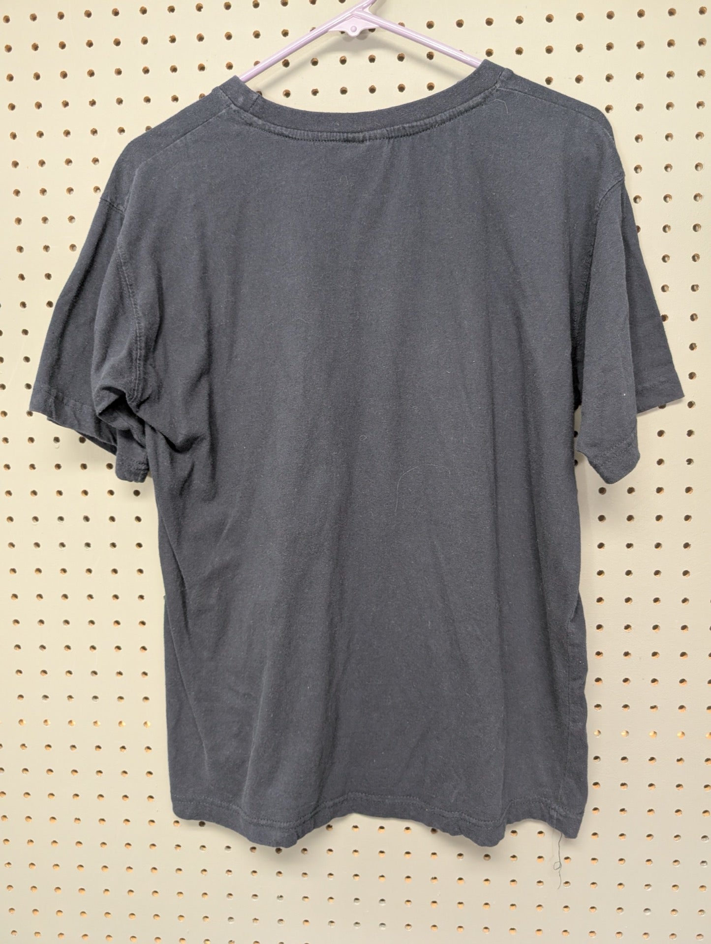 Back of plain navy blue t-shirt