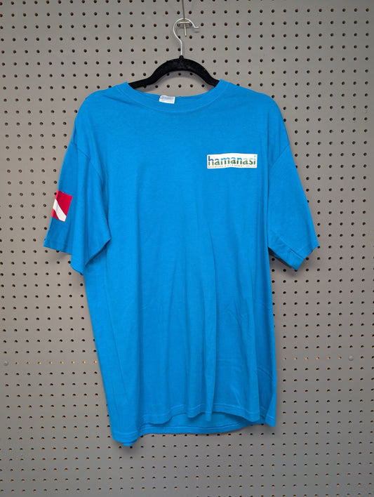 Front of blue Hamanasi Belize dive resort t-shirt