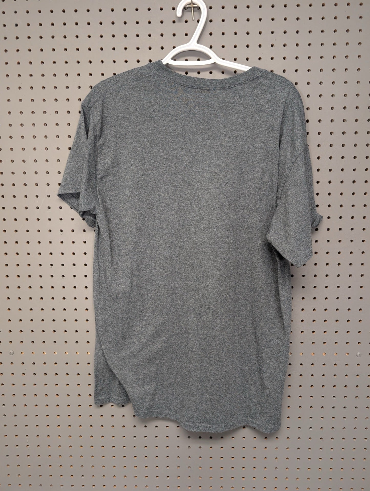 Back of plain grey heather t-shirt