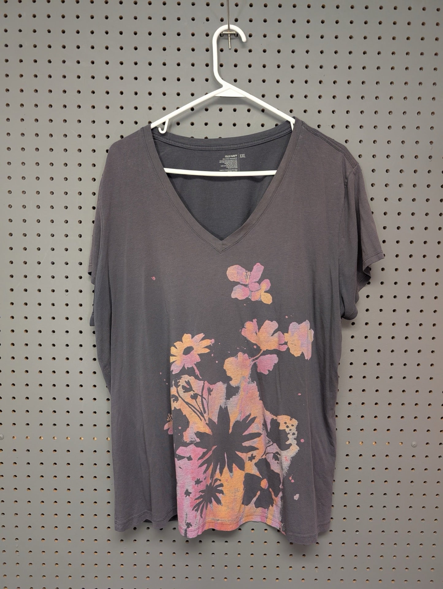 Front of grey Old Navy v-neck with floral print