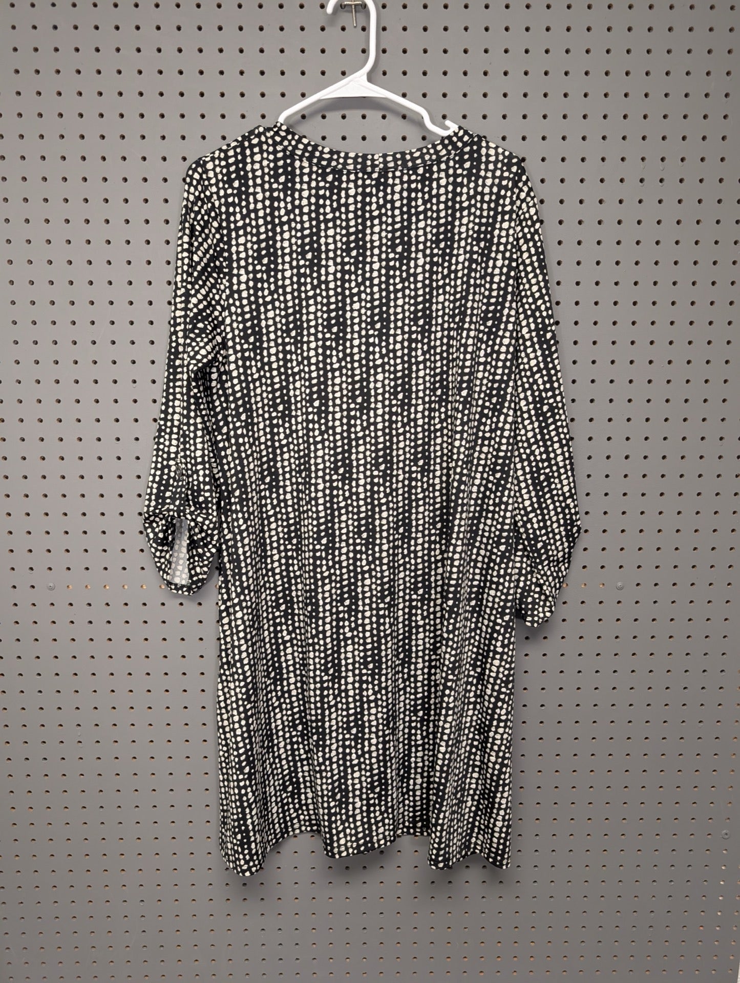 Back view of Apt 9 tunic dress