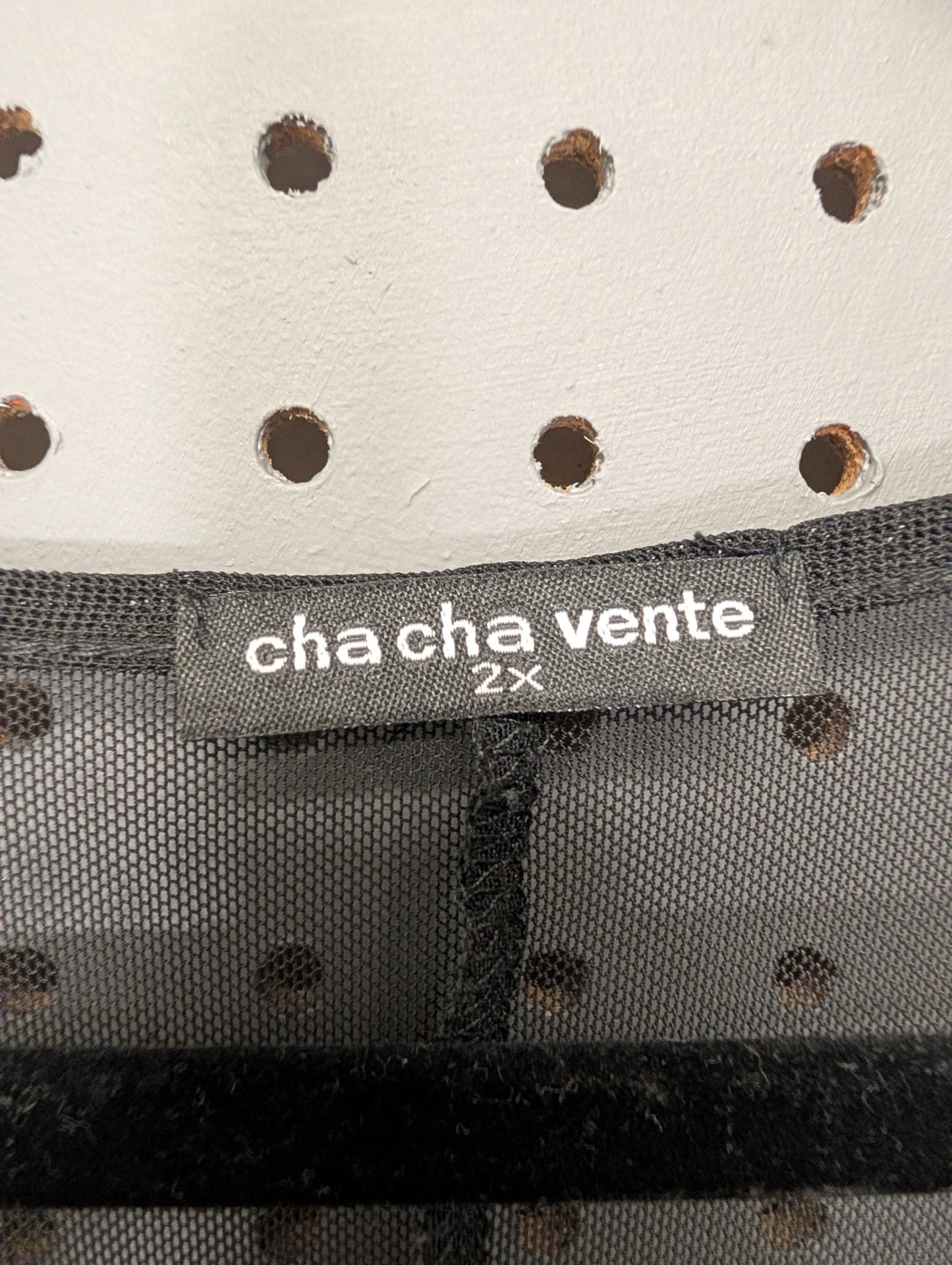 Cha Cha Vente brand size 2X tag