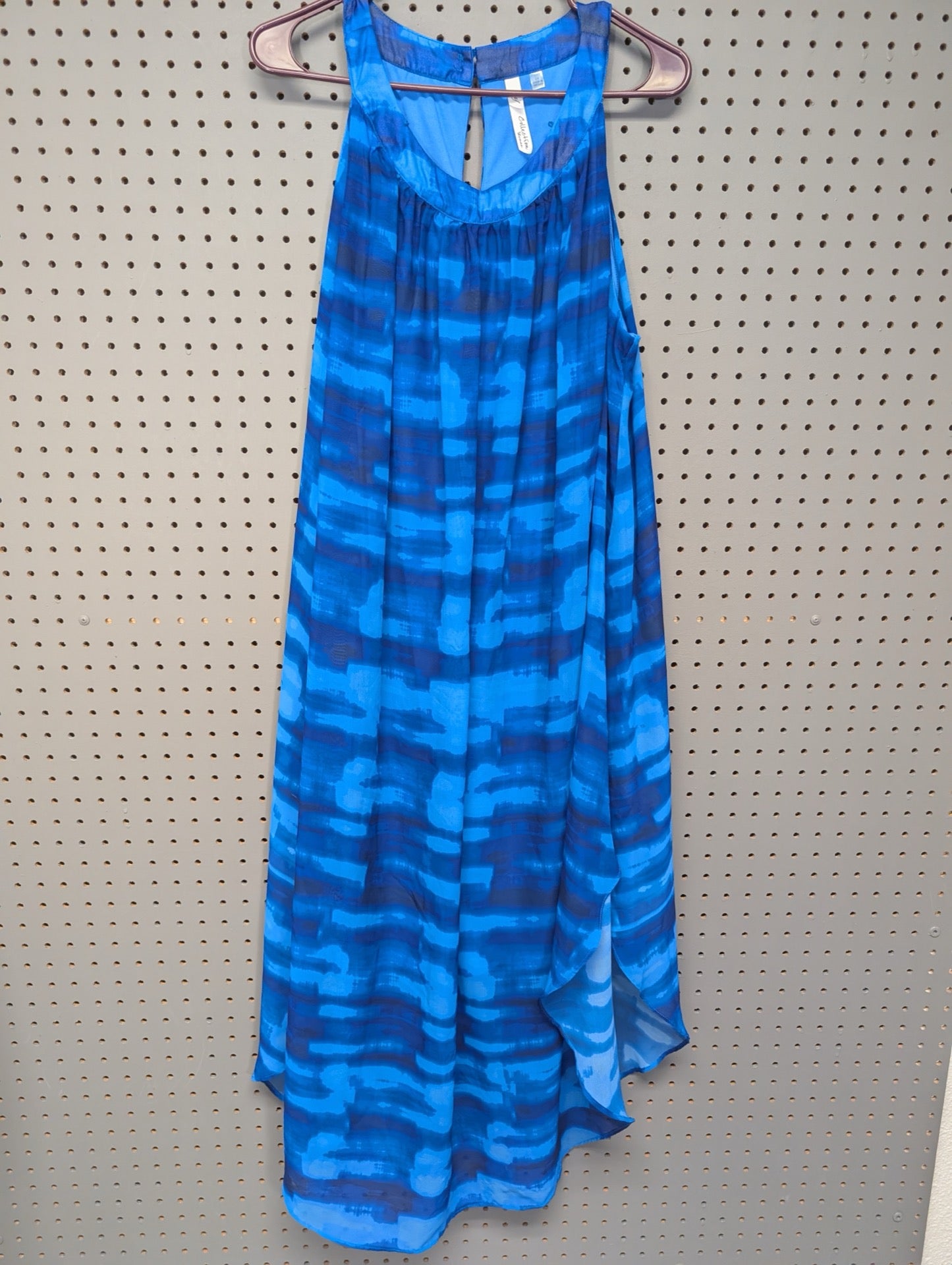 Front view of NY Collection blue tie-dye maxi dress