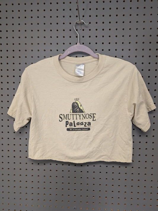 Front of beige Smuttynose Palooza 2013 crop top