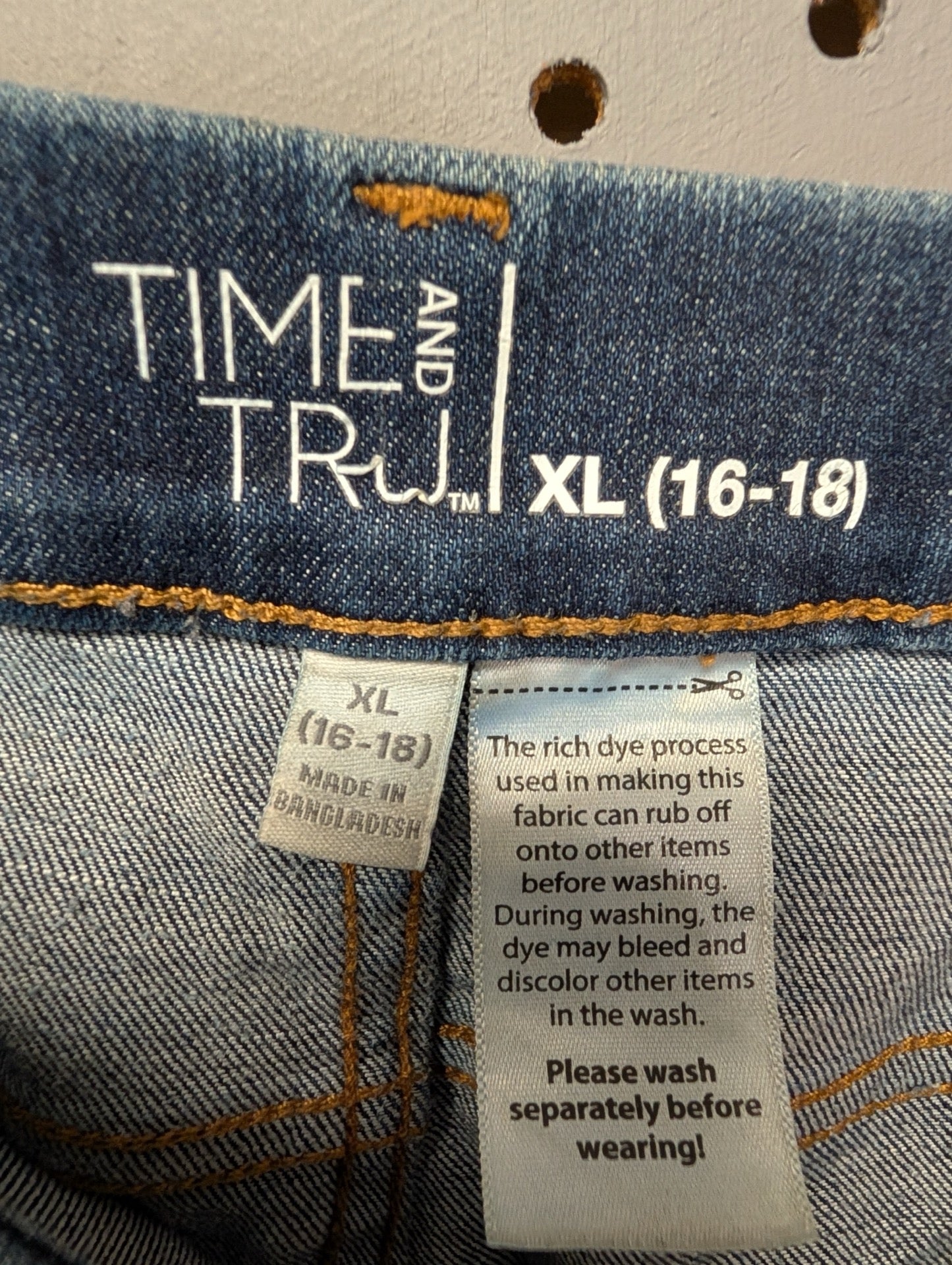 Time and Tru size XL inner tag