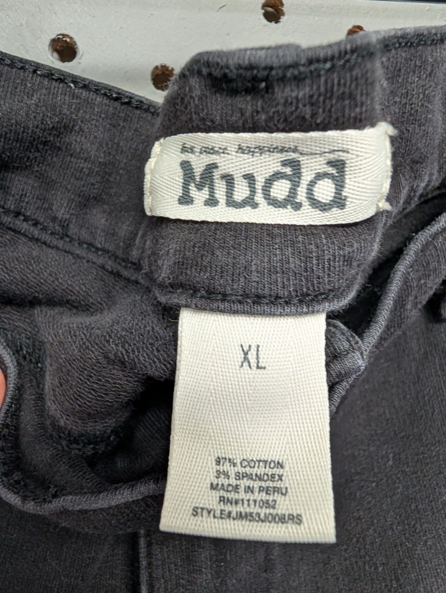 Mudd inner brand tag size XL