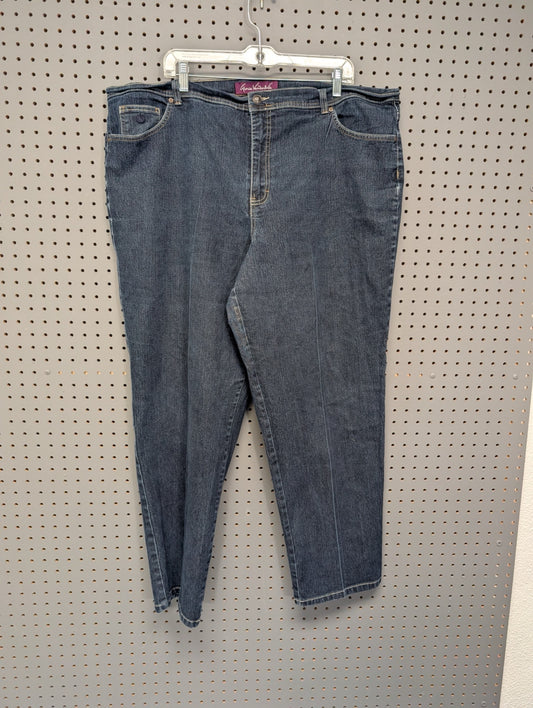 Gloria Vanderbilt Women's Jeans Front View
