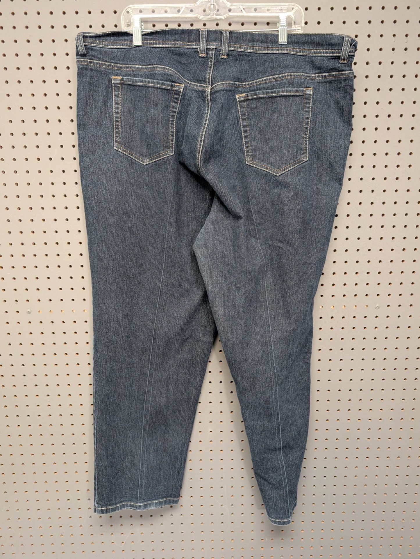 Gloria Vanderbilt Women's Jeans Back Pockets
