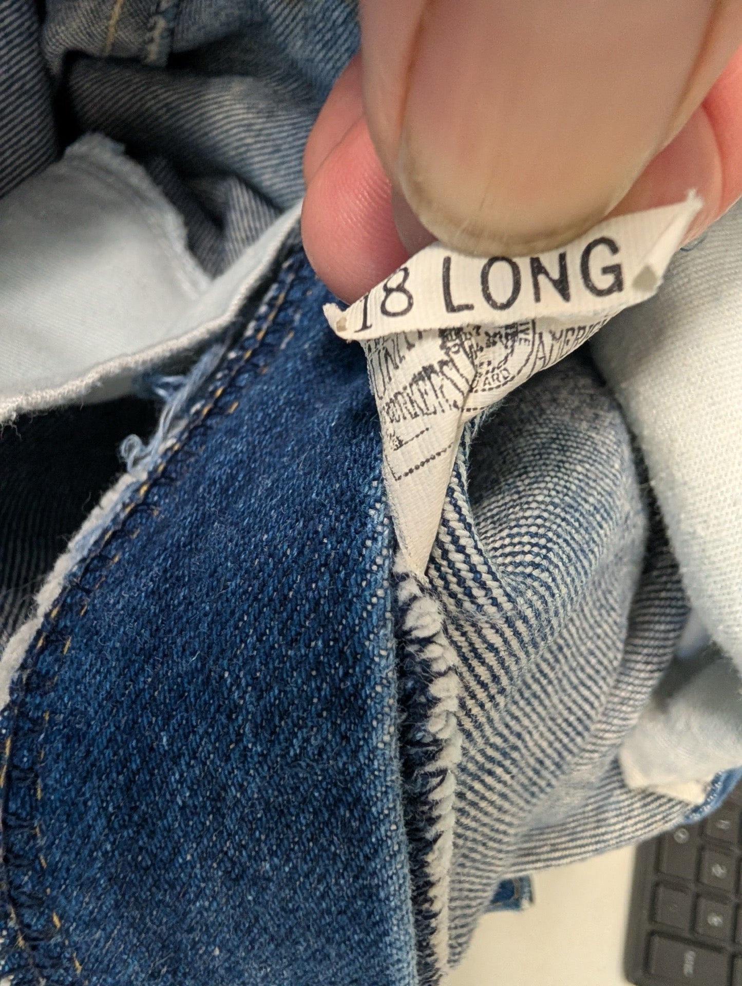 Vintage Lee Size 18 Long Tag