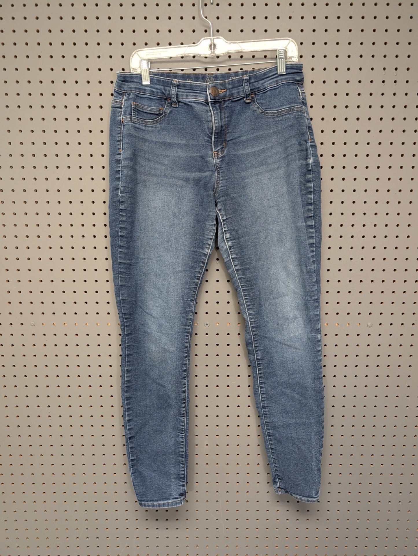 Front of SO size 16 jeggings