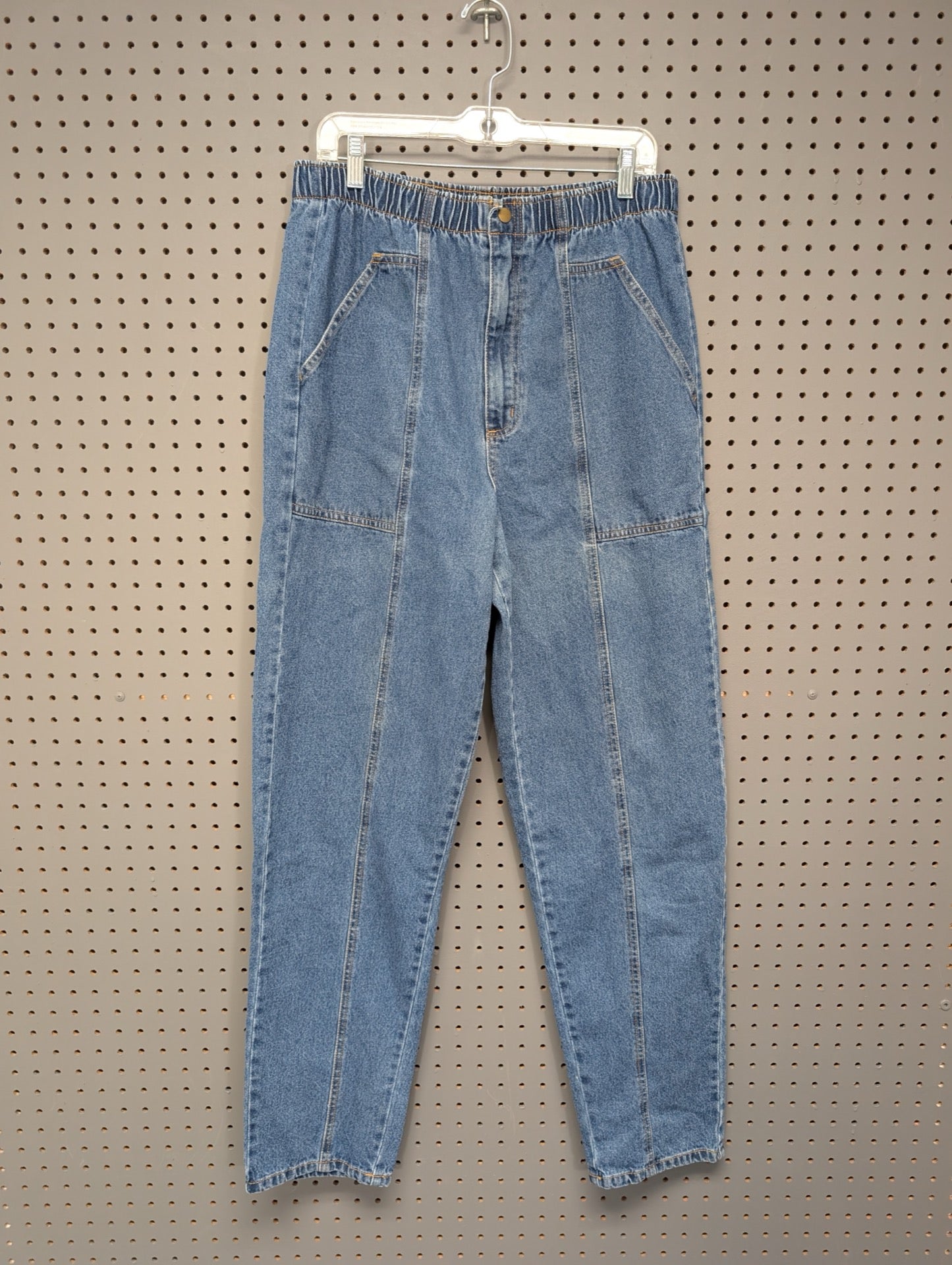 Front of vintage Willow Ridge pull-on jeans
