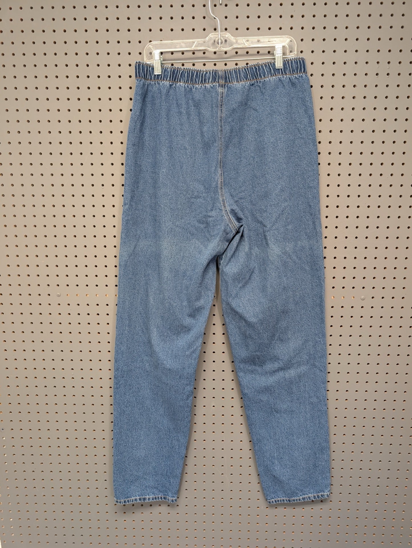 Back of vintage Willow Ridge pull-on jeans