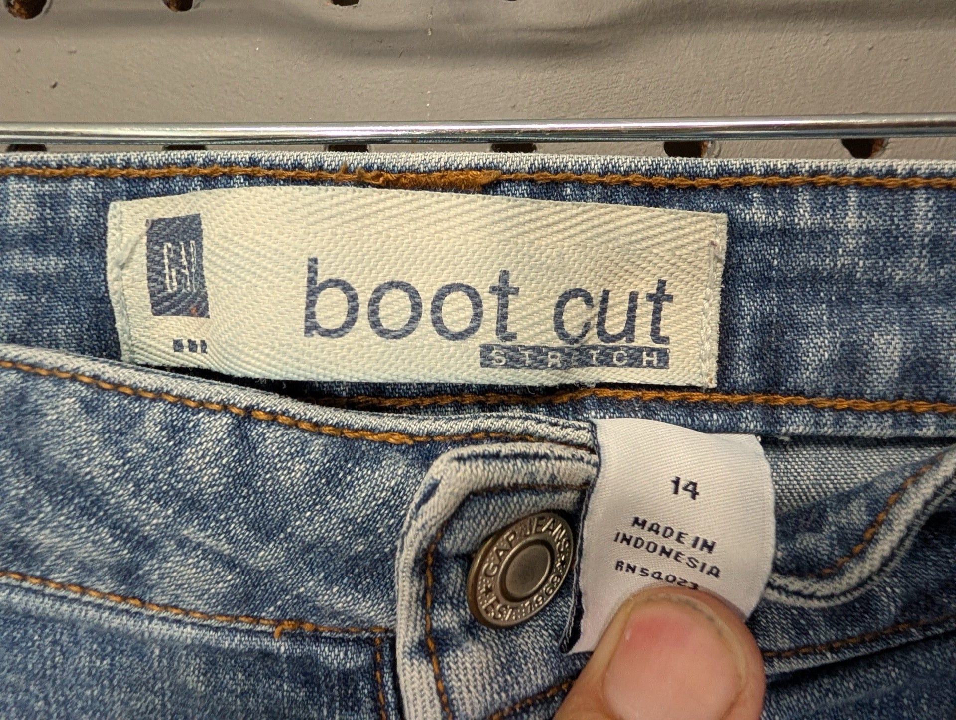 Tag for Gap Boot Cut stretch jeans