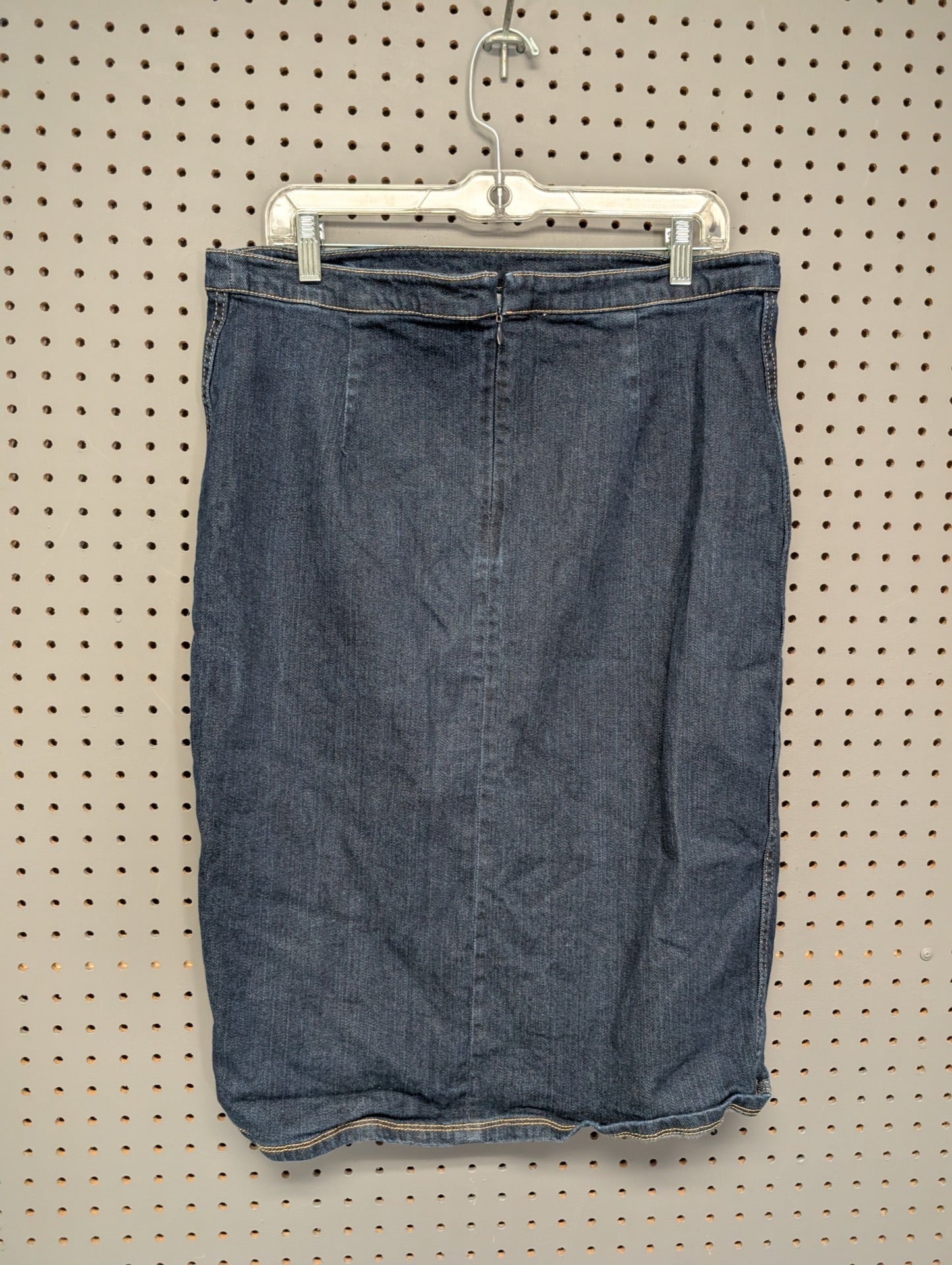 Back view of Du Jour denim skirt showing zipper