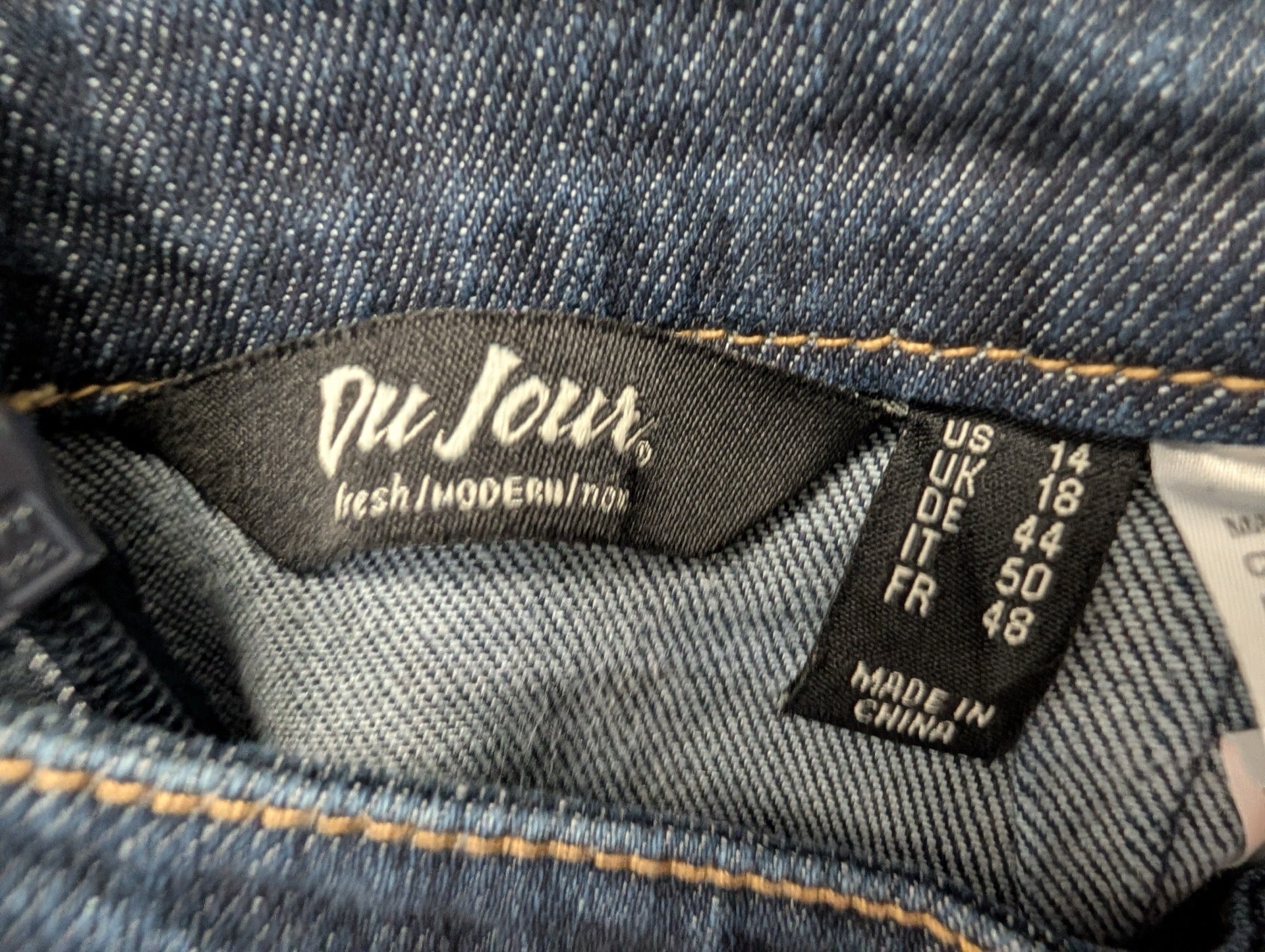 Du Jour brand tag indicating size 14