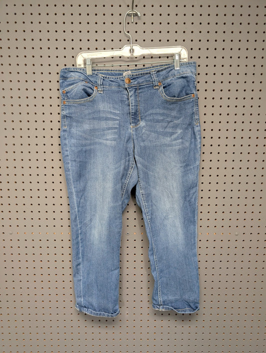 Front view of medium wash capri jeans