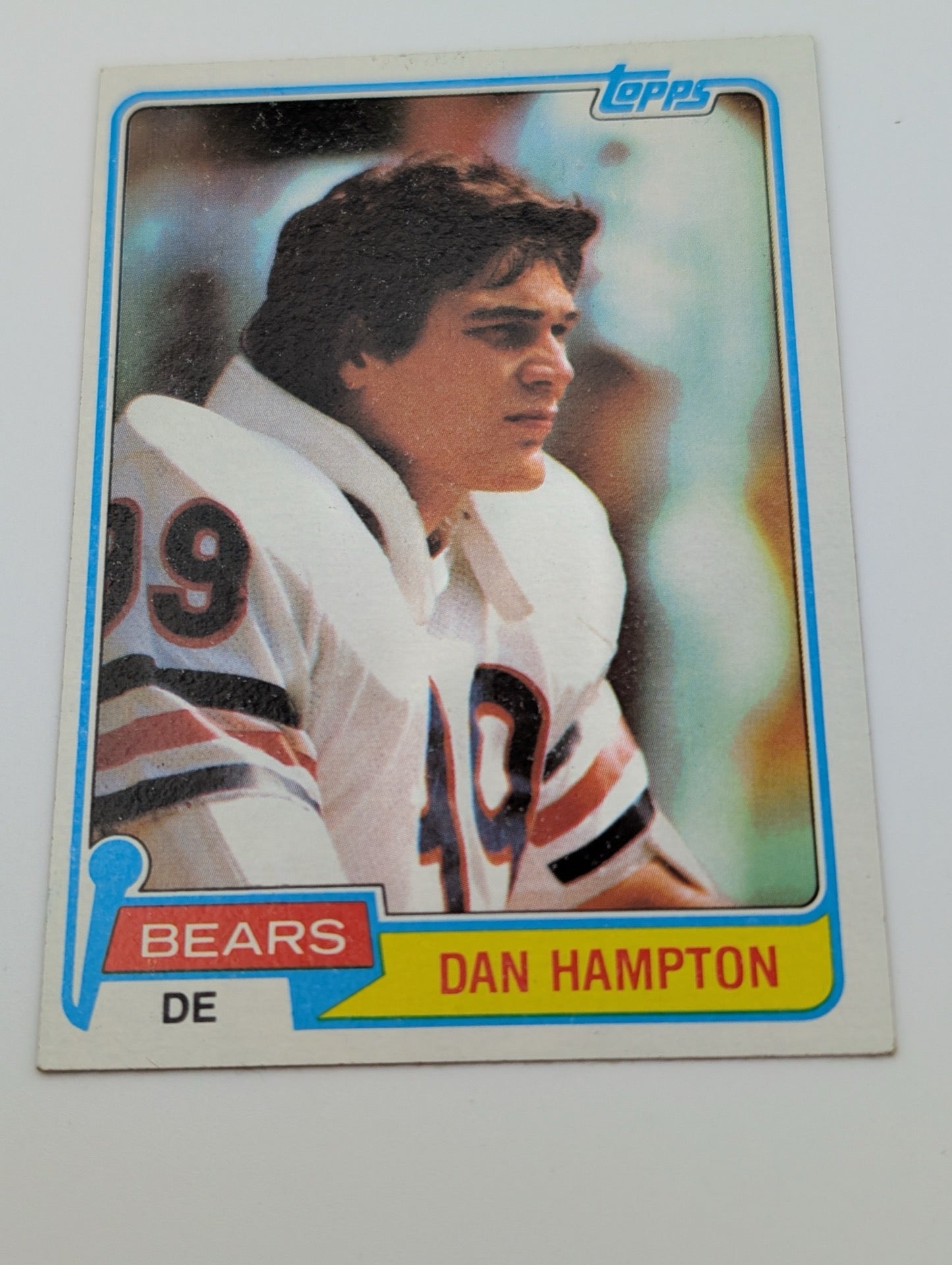 Front view of 1981 Topps Dan Hampton football card