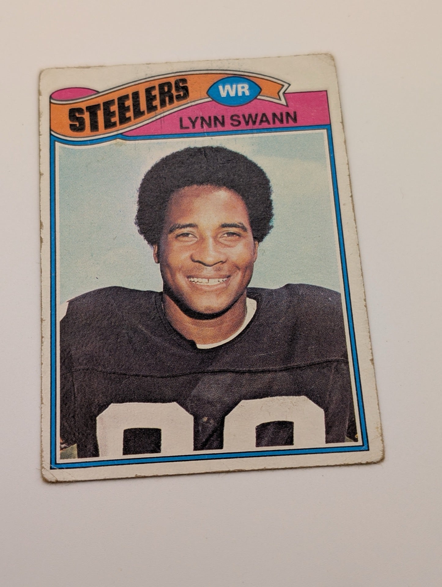 Front of 1978 Topps Lynn Swann #195 football card