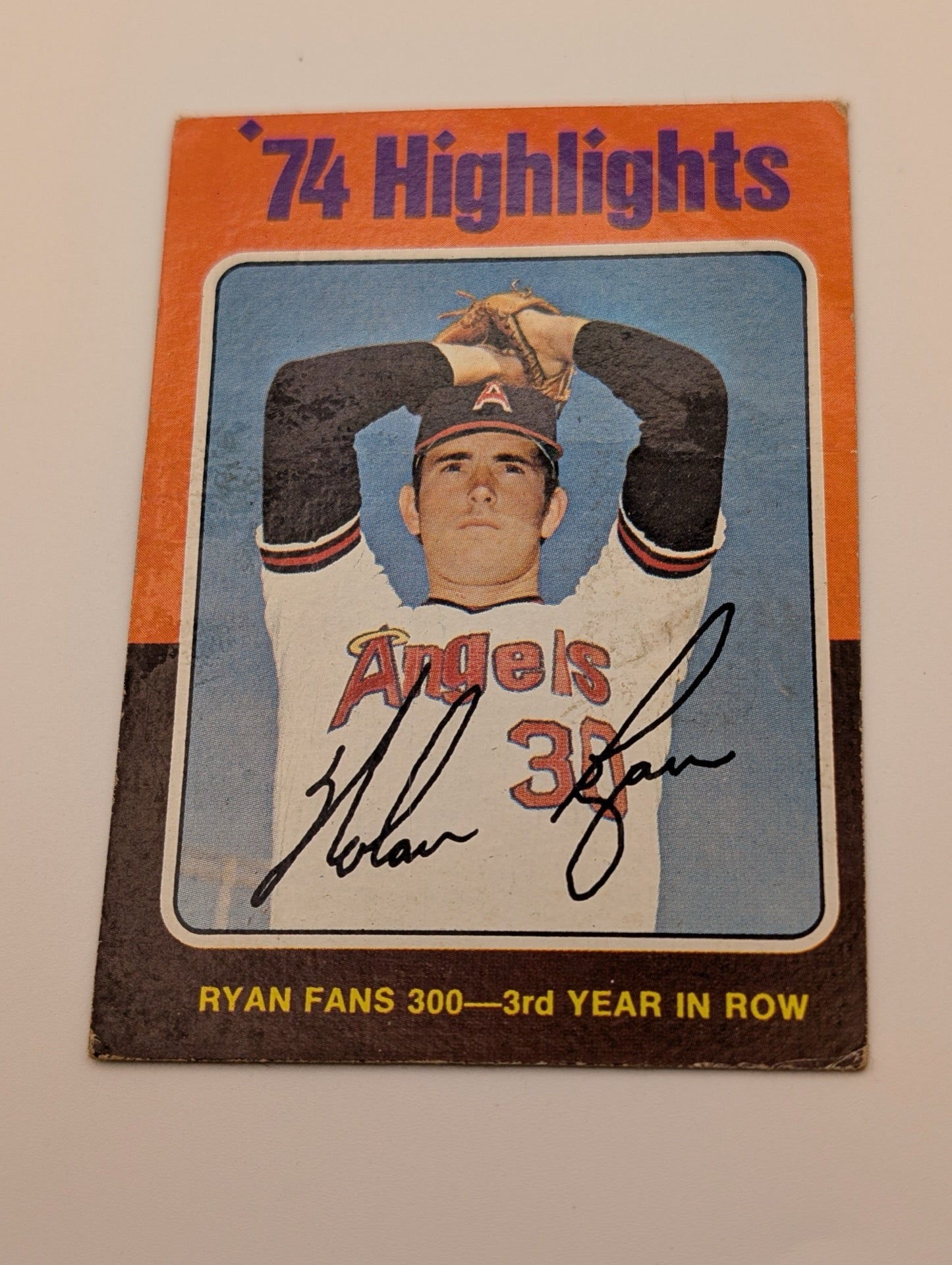 Front of 1975 Topps Nolan Ryan Highlights card