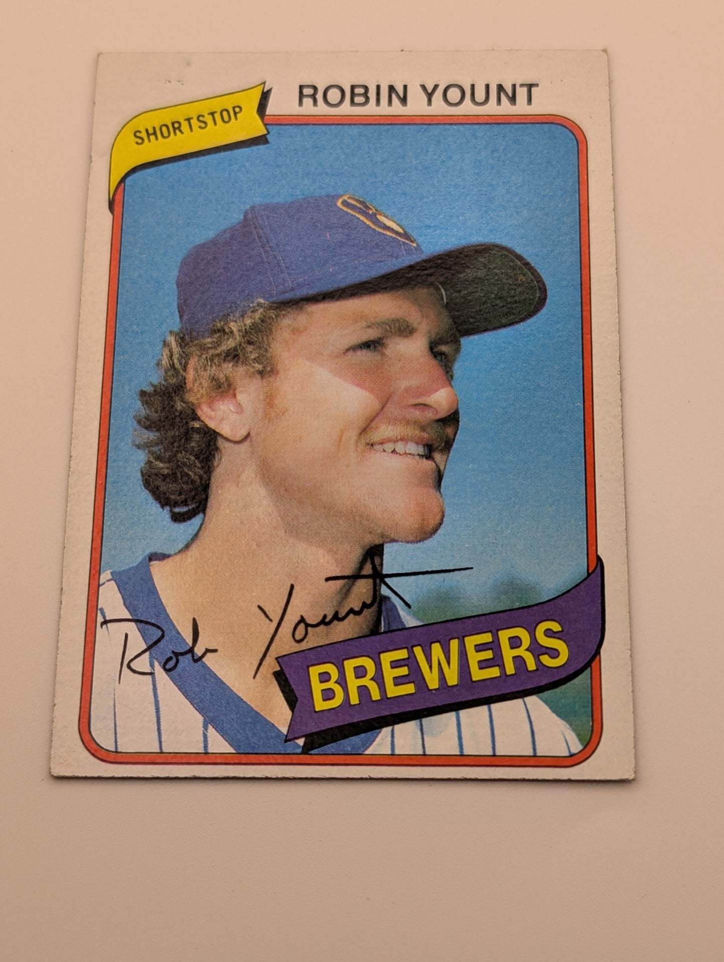 Front of 1980 Topps Robin Yount baseball card