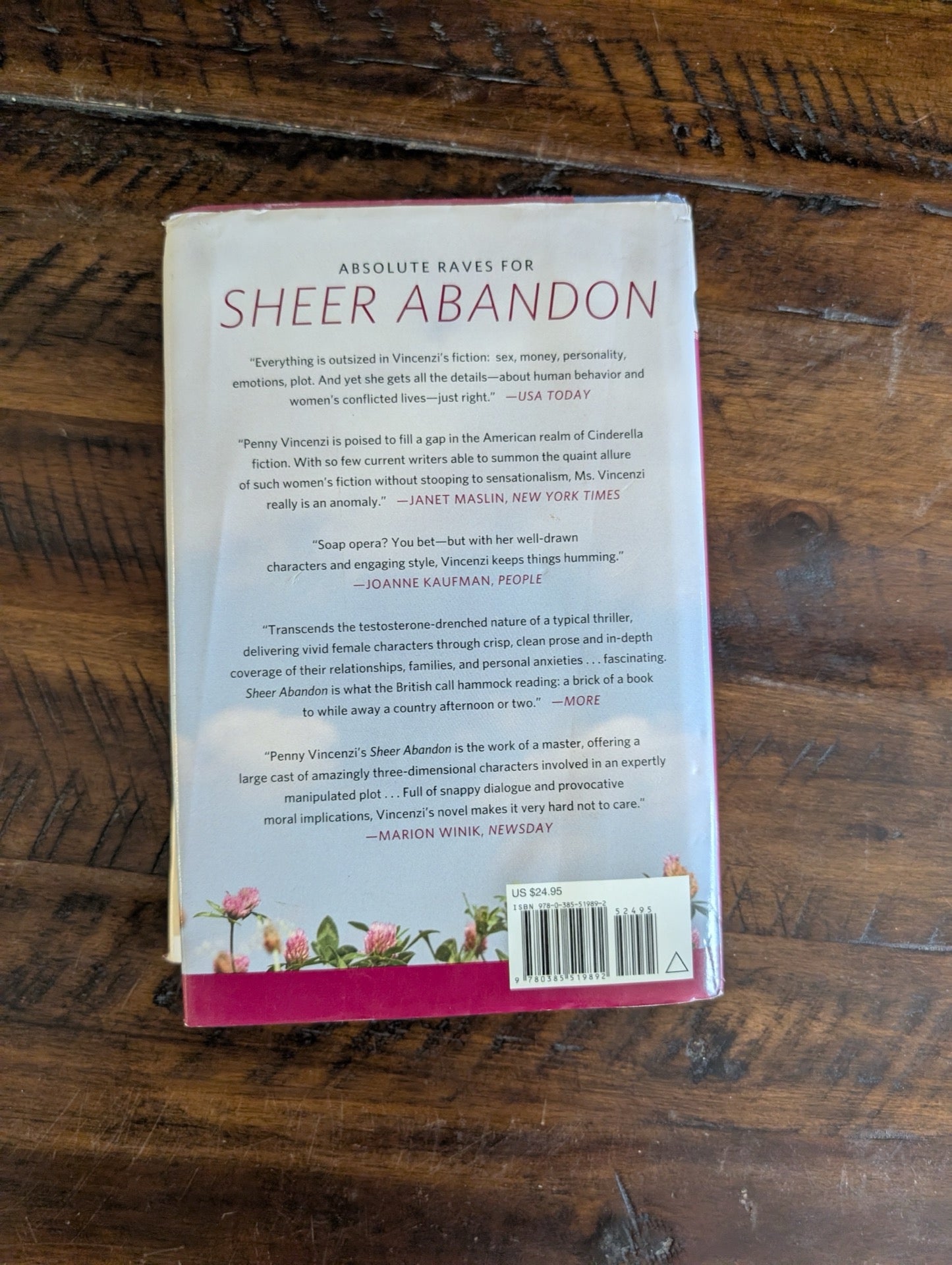 Back cover of An Absolute Scandal by Penny Vincenzi
